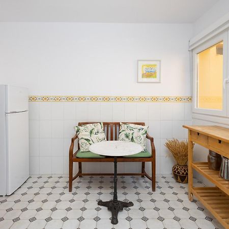 C92 - Rustic Two Bedrooms Apartment With Terrace Малага Екстериор снимка